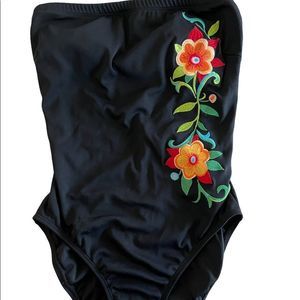 Baja Blue Woman’s Bathing Suit NWT Sz 14 Black Floral Embroidered Straps